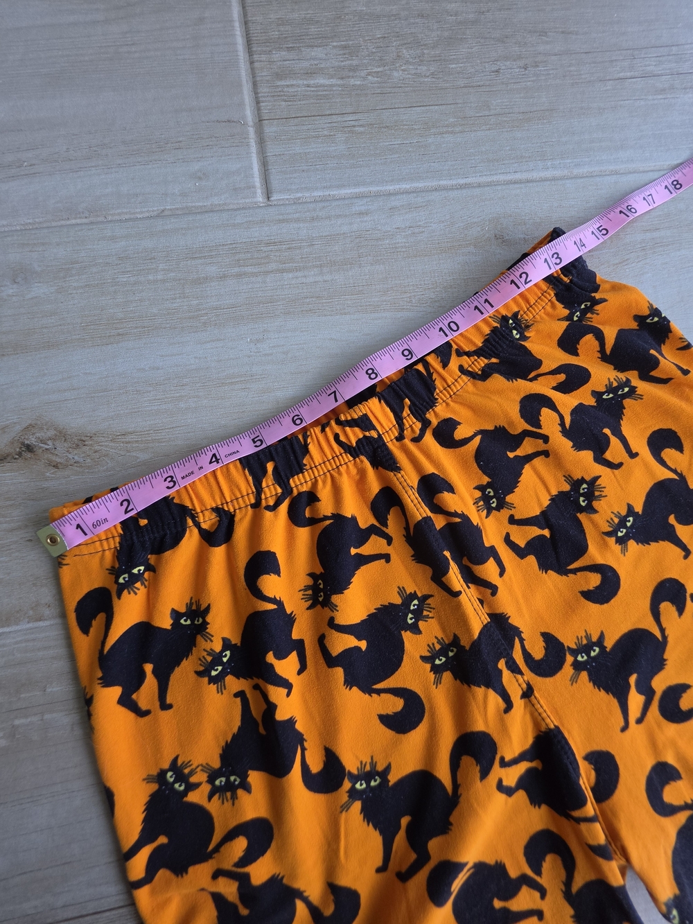Women’s Orange And Black Cat-Print Leggings Festive Halloween Plus Size - Picture 3 of 7